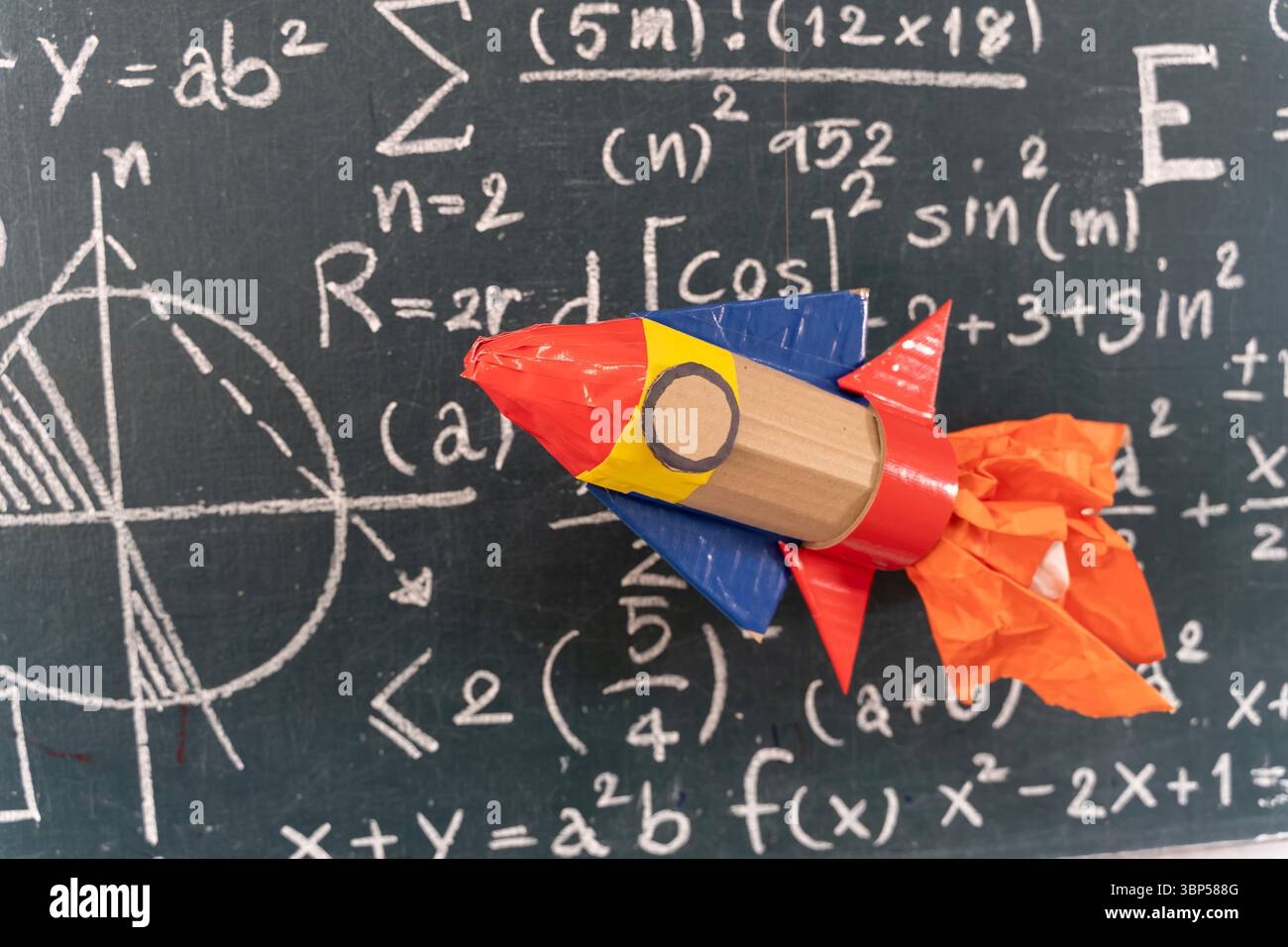 Rocket Science Blackboard Hi res Stock Photography And Images Alamy